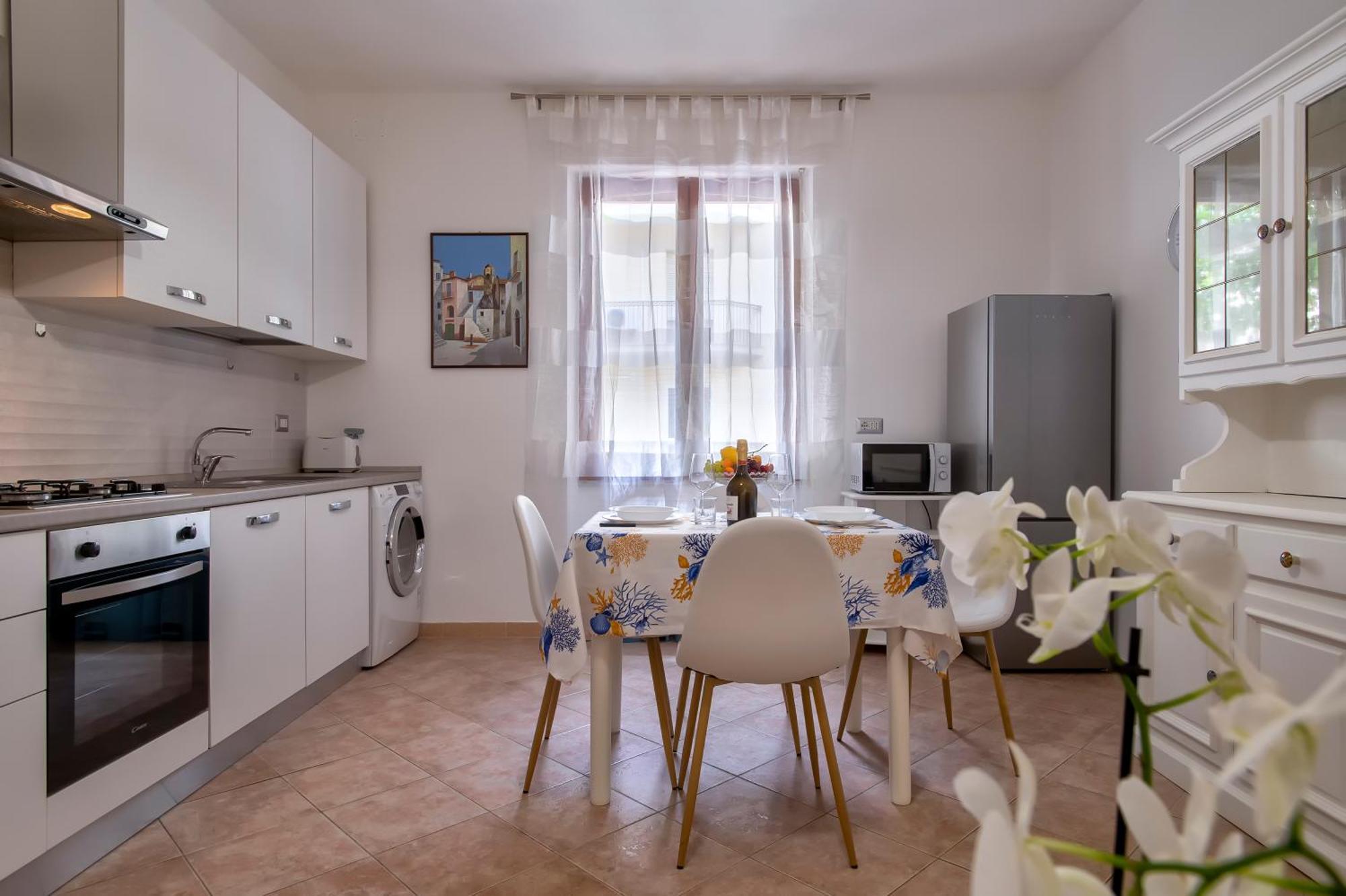 Casa Comoda A Due Passi Dal Lungomare Alghero Bagian luar foto